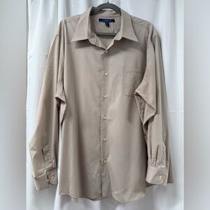 Croft & Barrow Men's Tan Casual Button Down Shirt